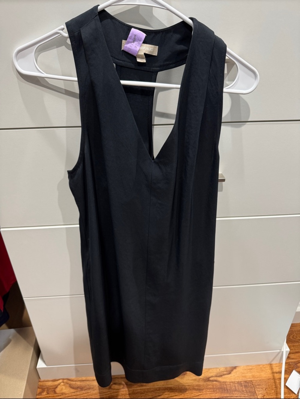 Banana Republic Black Sleeveless Midi Dress